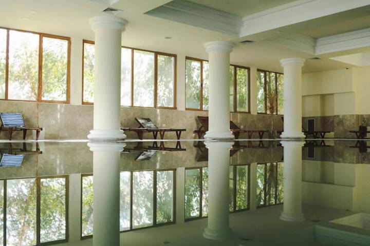Pool 8 of 10