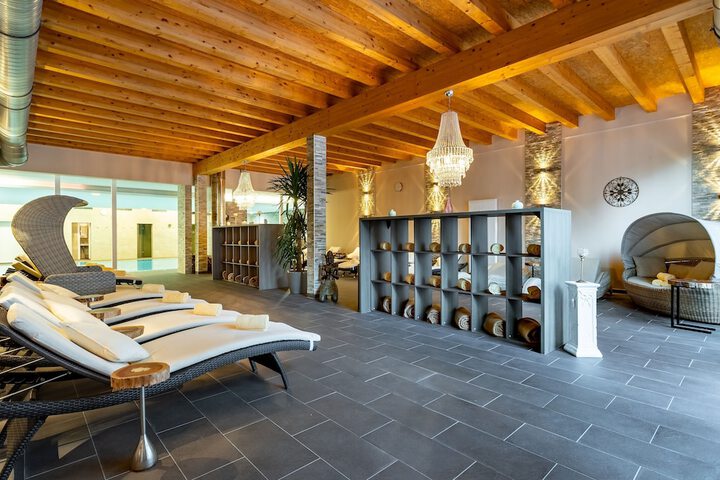 Relaxing Spa