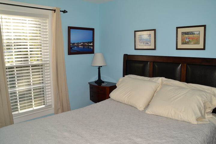 Room 12 of 24