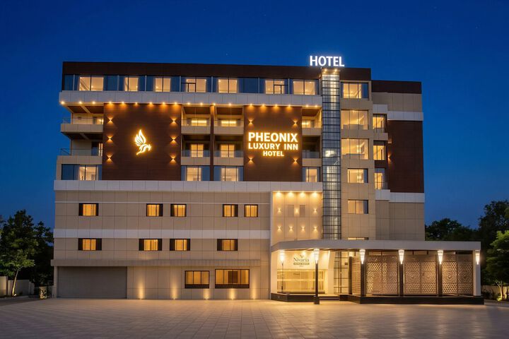 Hotel 122 of 124