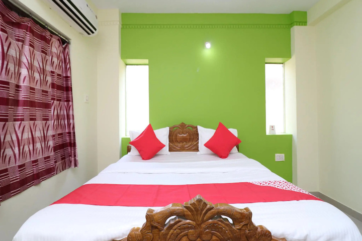 Room 3 of 15