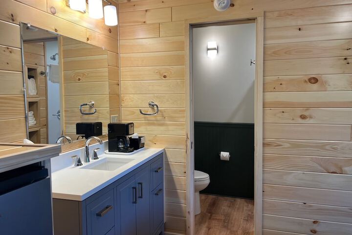 Room 8 of 25