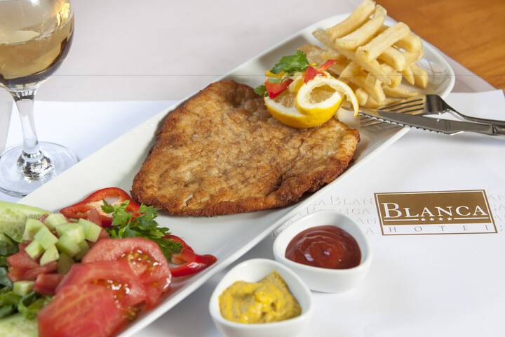 Dining Photos