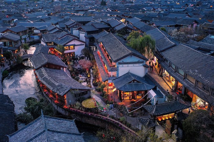 Lijiang Fog Gallery Hotel