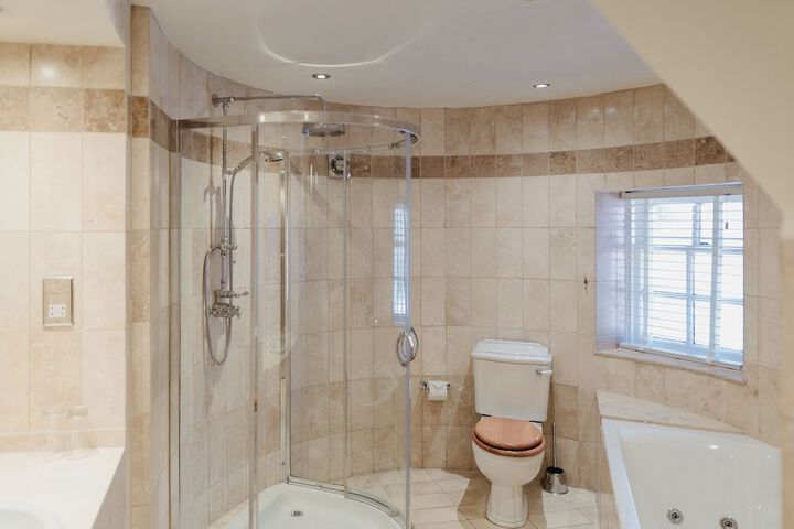 Bath Interior
