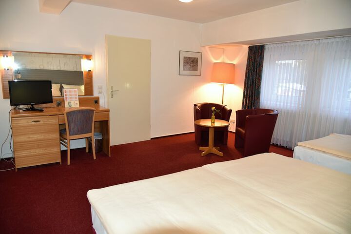 Room 7 of 49