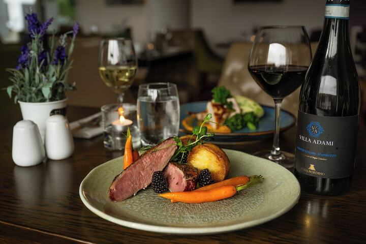 Dining 43 of 61