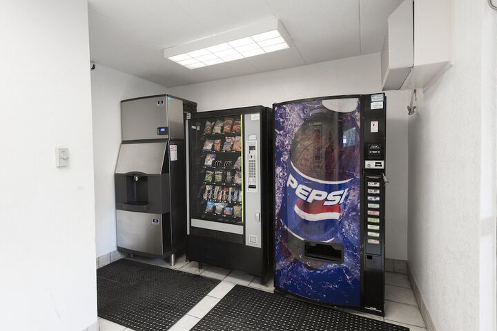 Vending machine