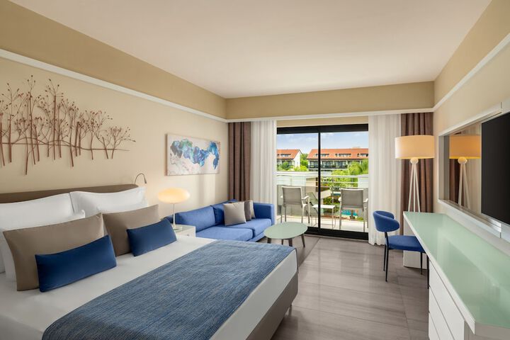 Room 48 of 303