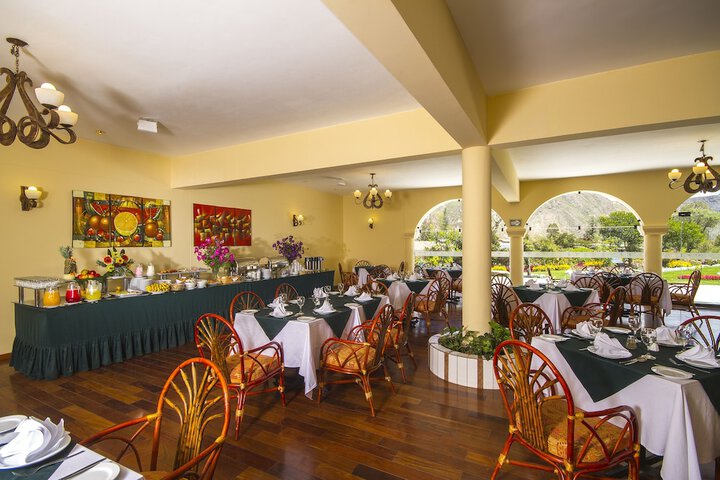 Dining Photos