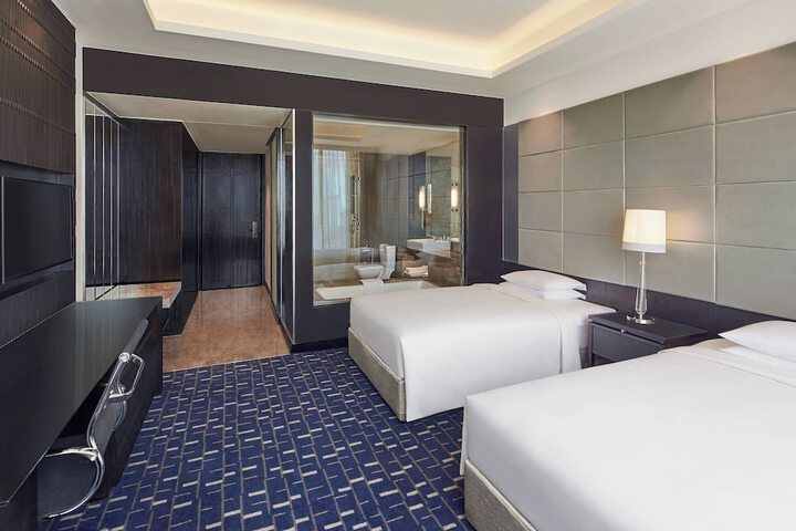 Room 14 of 52