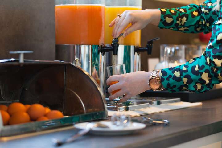 Breakfast/Coffee Service 23 of 31