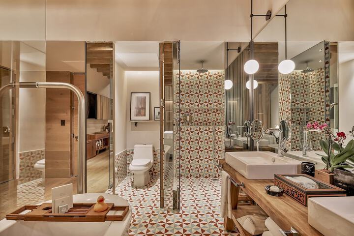 Room 126 of 283