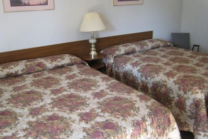 Room 8 of 23
