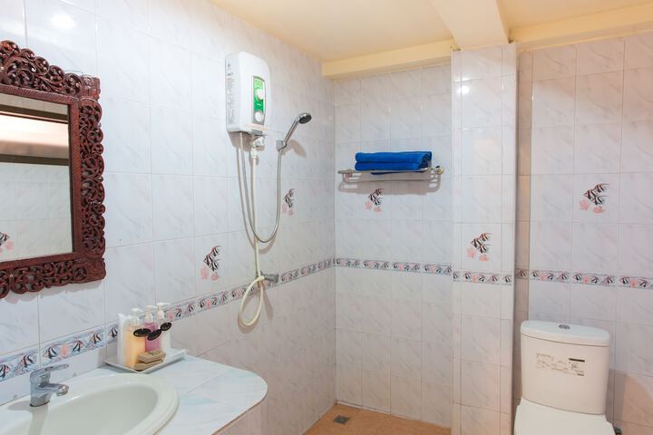 Bathroom Interior Photo