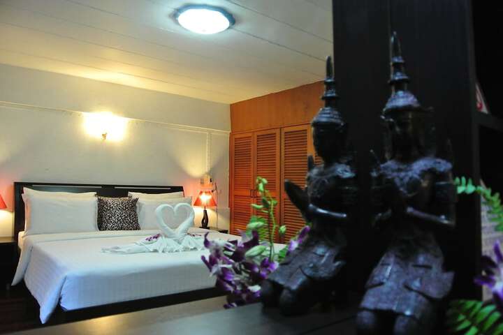 Room 25 of 44