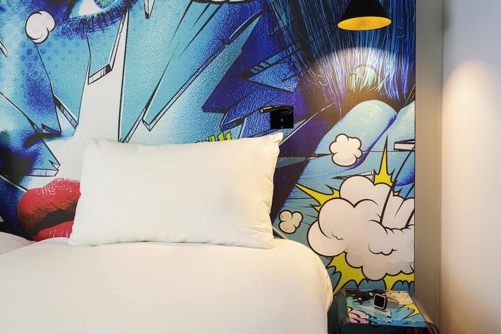Room 18 of 46