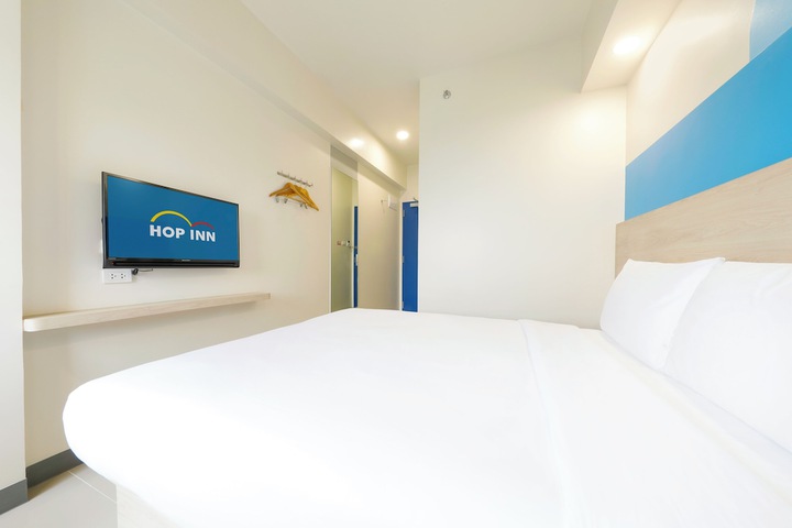 Room 5 of 22