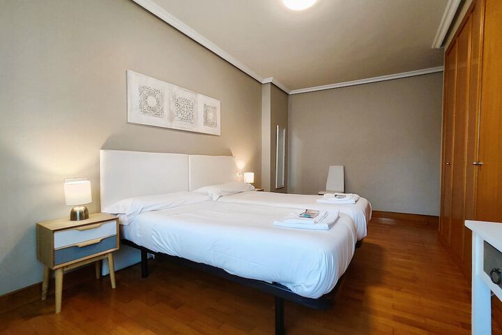 Room 15 of 124