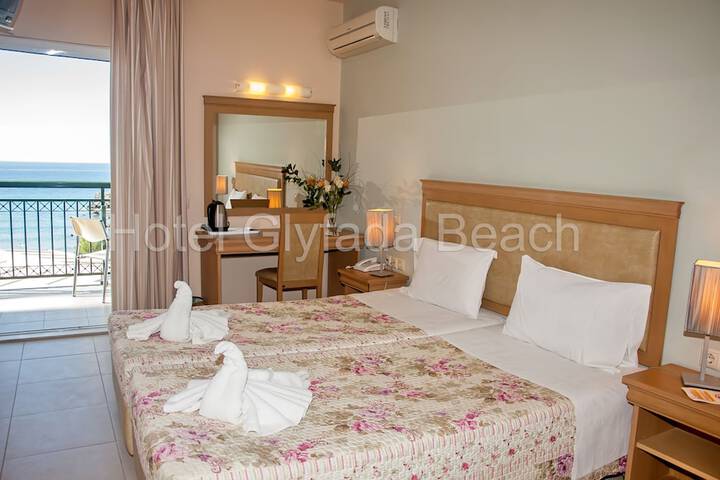 Room 27 of 159