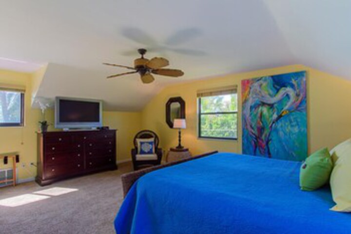 Room 34 of 47