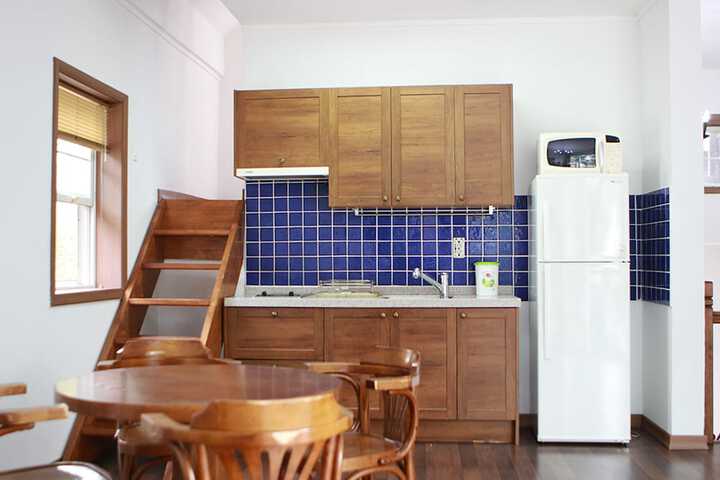 Private kitchenette