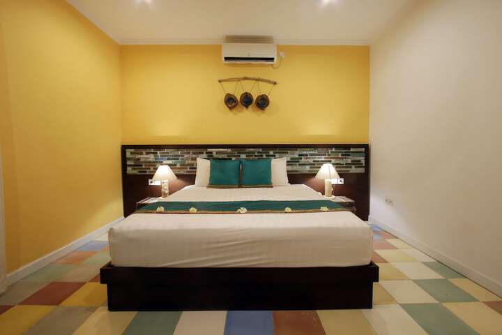 Room 15 of 59