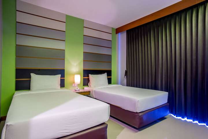 Room 20 of 39