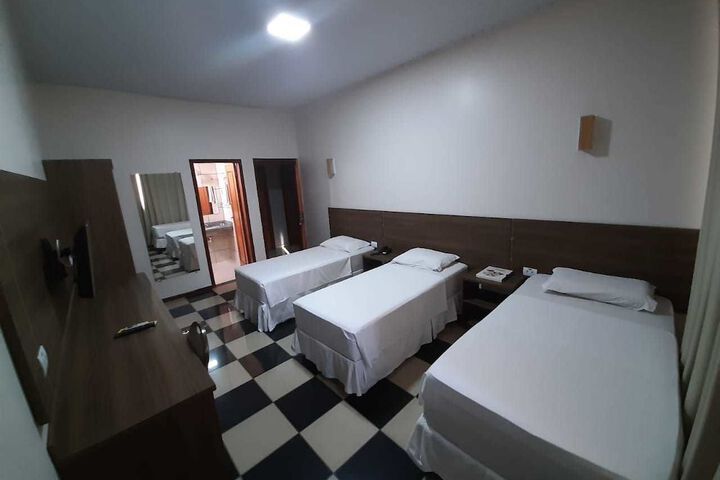 Room 6 of 56