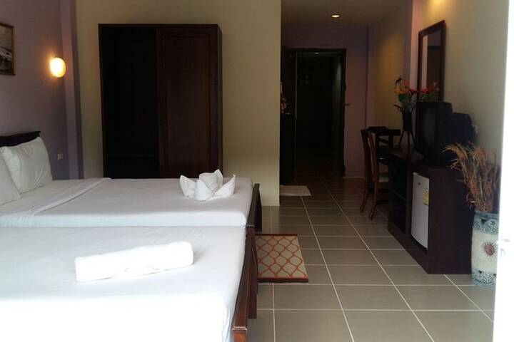 Room 4 of 29