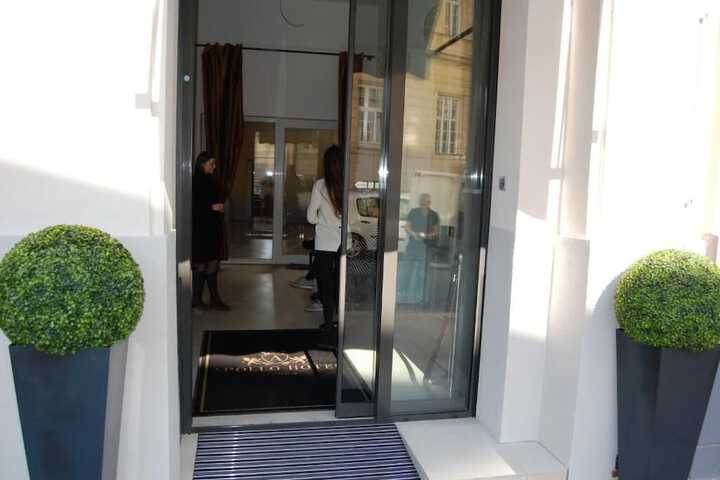 Hotel 65 of 67