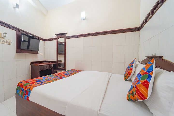 Room 16 of 22