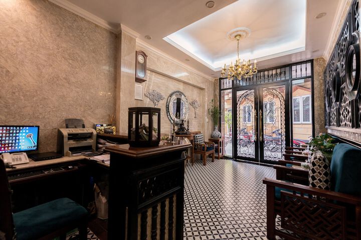Lobby Entry