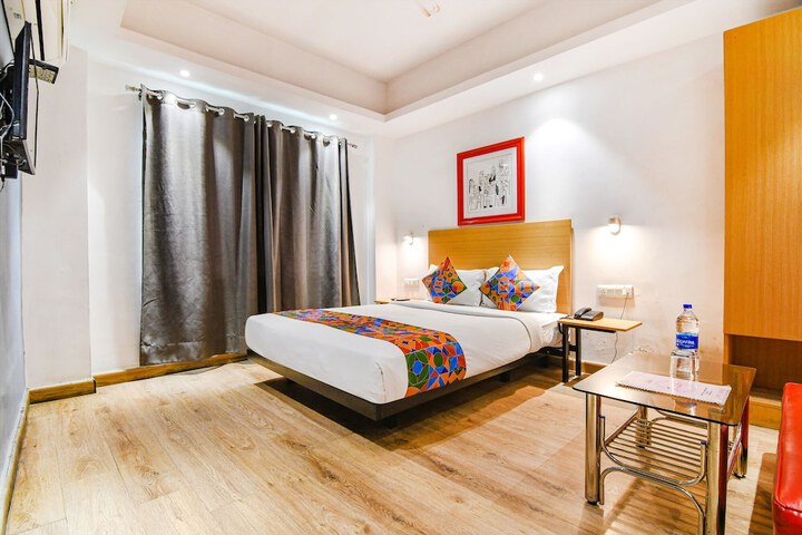 Room 22 of 35