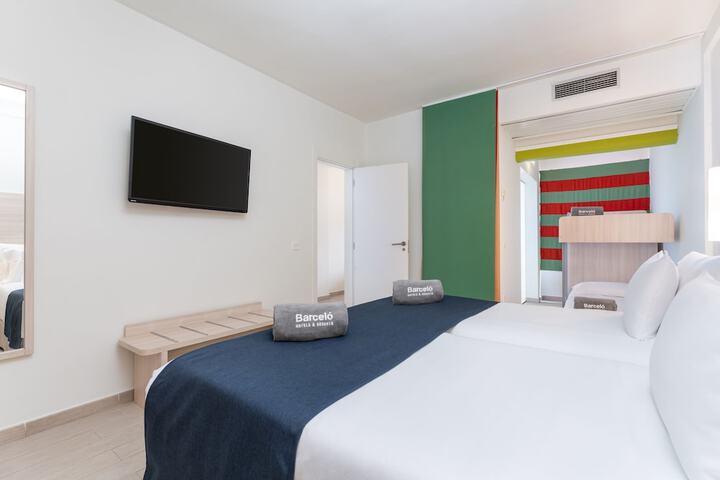 Room 21 of 108