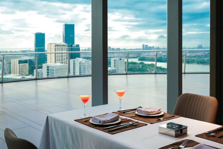 Dining 92 of 126