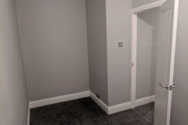 Room 17 of 35