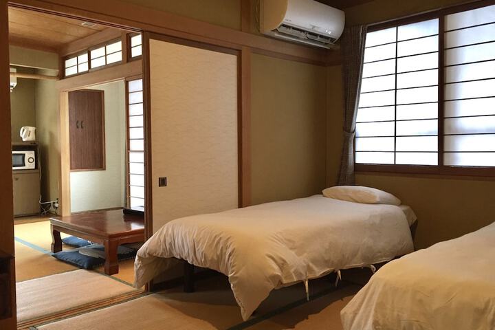 Room 19 of 40
