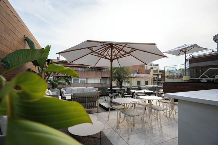 Pools & Facilities
