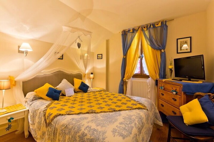 Room 15 of 47