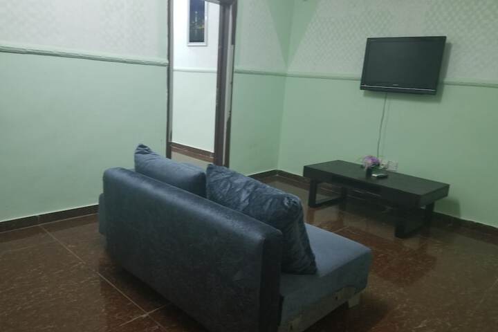 Room 35 of 71