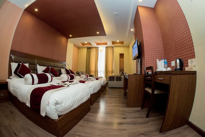 Room 34 of 70