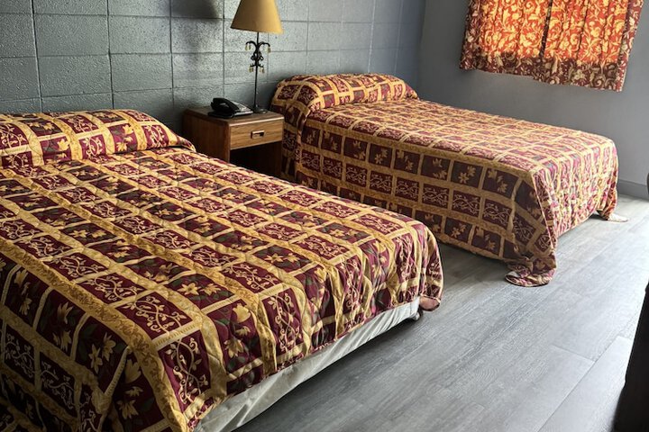 1 Double Bed (3 of 4)