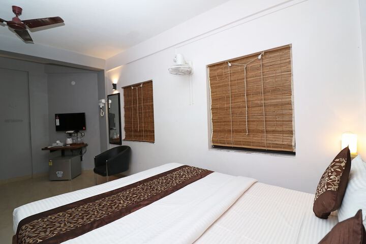 Room 15 of 20