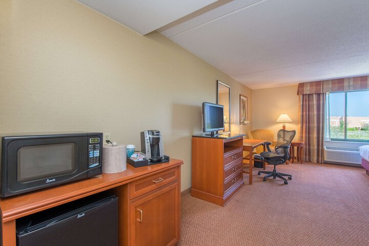 Room 8 of 34