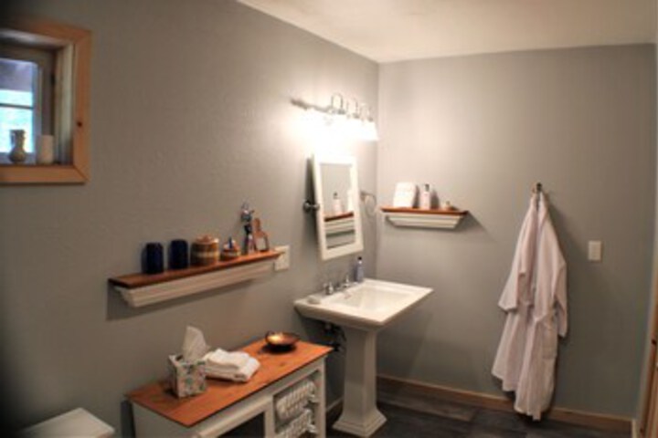 Room 6 of 46