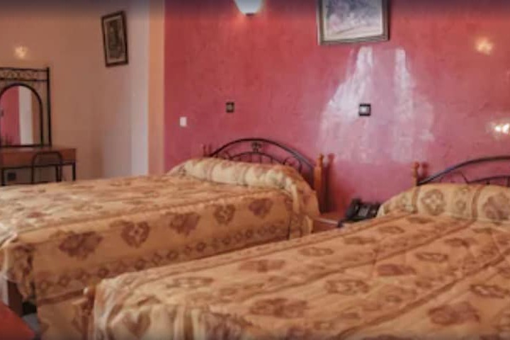 Room 9 of 24