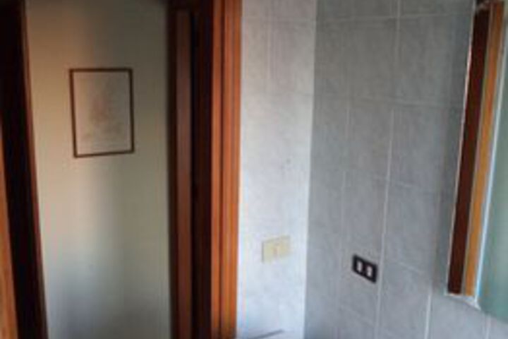Room 9 of 52