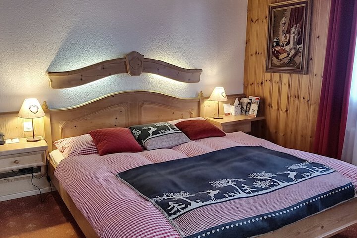 Room 15 of 51