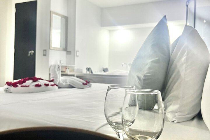Room 15 of 87